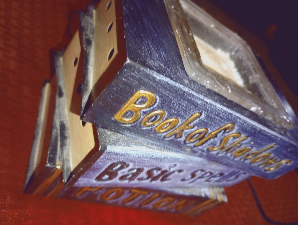 Scentsy UNDER MY SPELL Shadows, Basic Spells, Potion Books Fragrance Warmer
