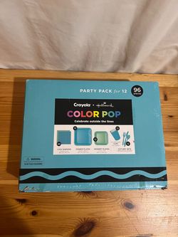 Hallmark Crayola Green and Blue Party Supplies Brand New $20 Meet Up In Irving @dfwgoods