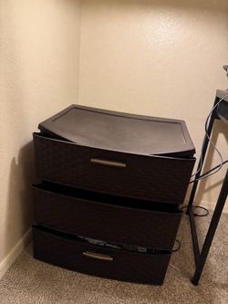 Storage box -3 compartments