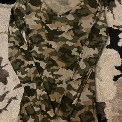 Women’s Camo LONGSLEEVE Shirt 