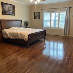 King Sized Sleigh Bed 5 Pieces