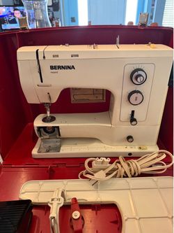 Vintage Highly in demand Bernina Record 830 Seeing Machine