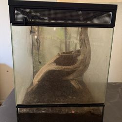 Zoomed 18x18x24 Enclosure 