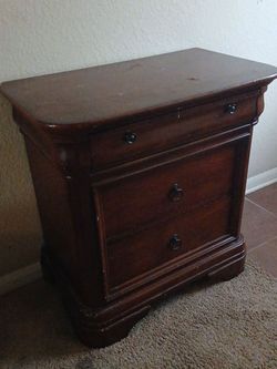 Night stand