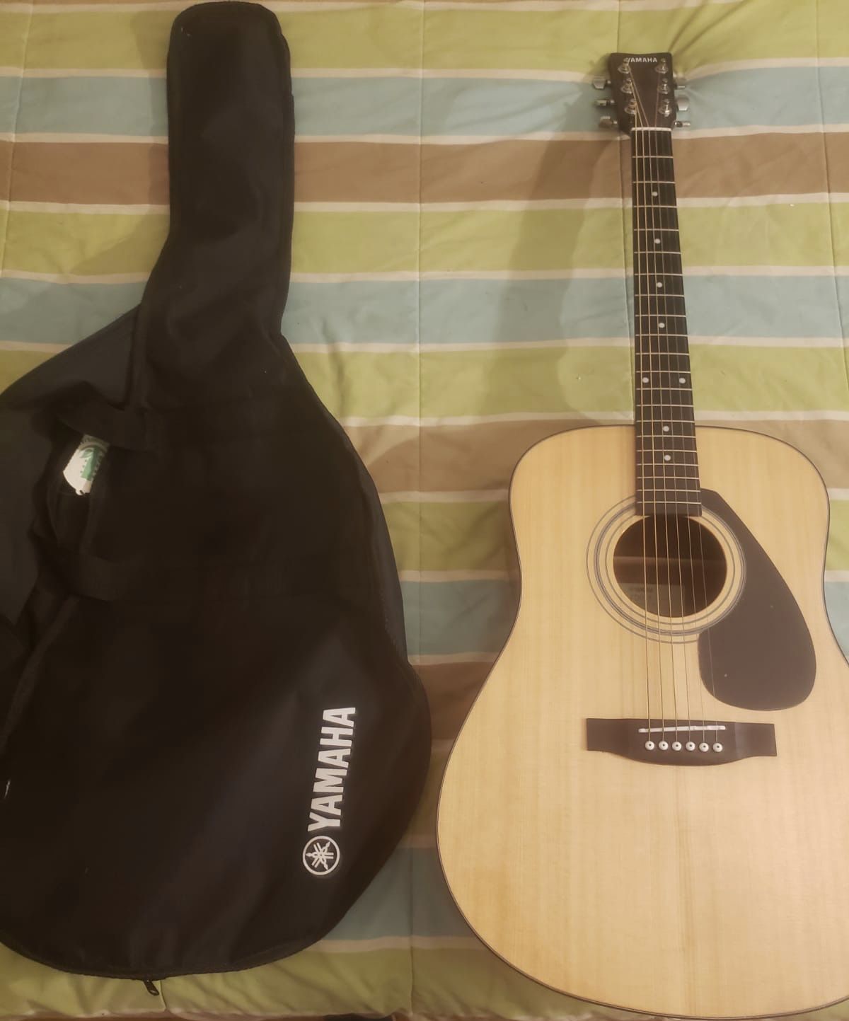 Acoustic guitar for sale