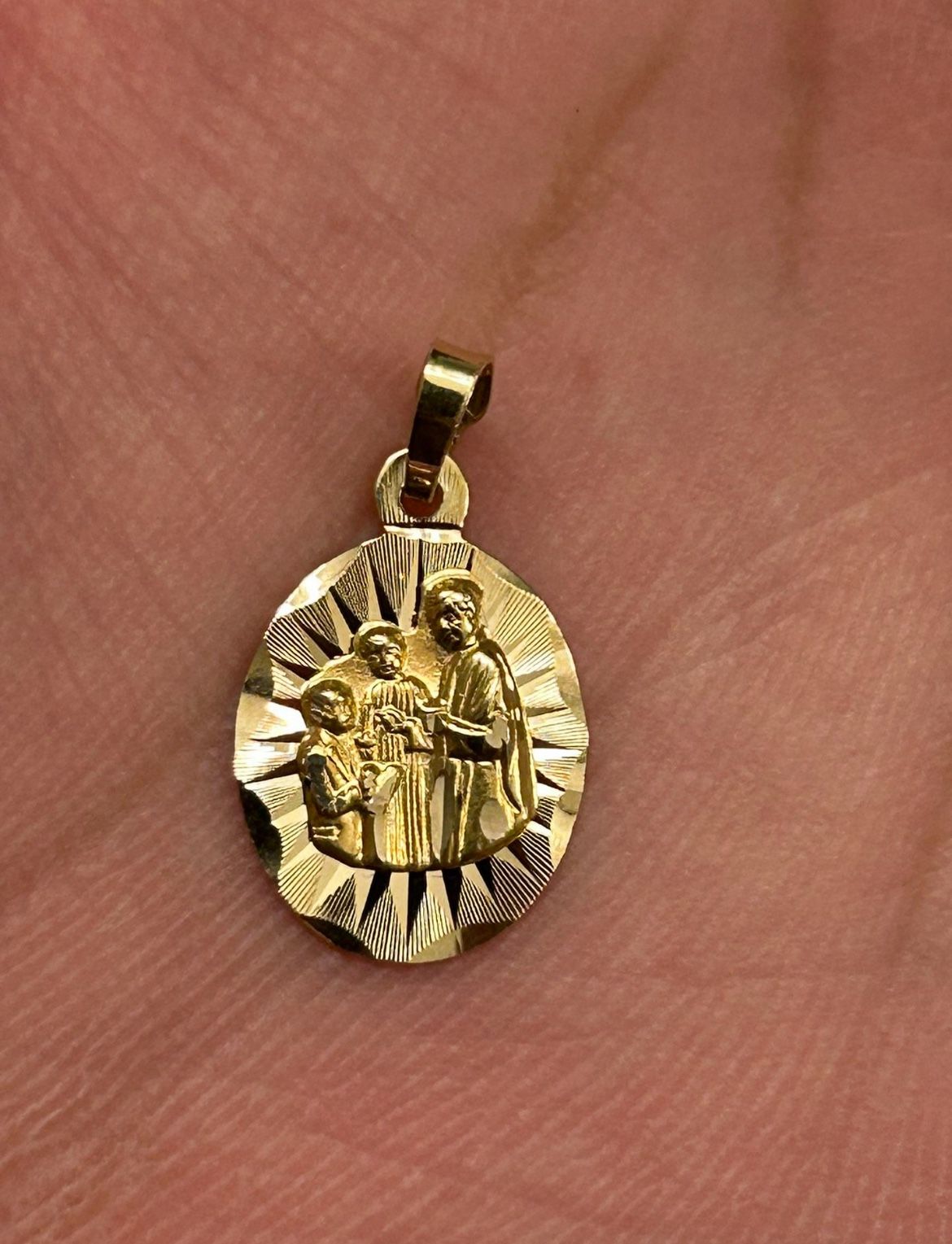 14k Pendant 0.8 Grams