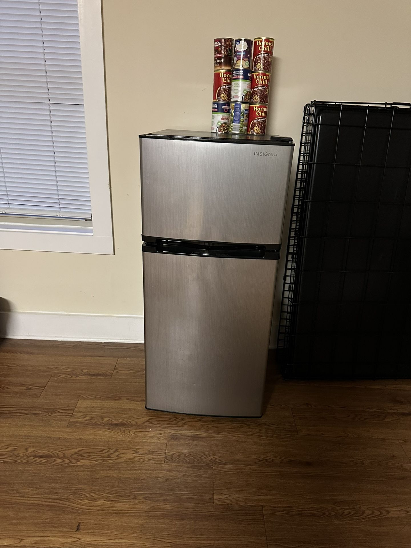 Mini fridge