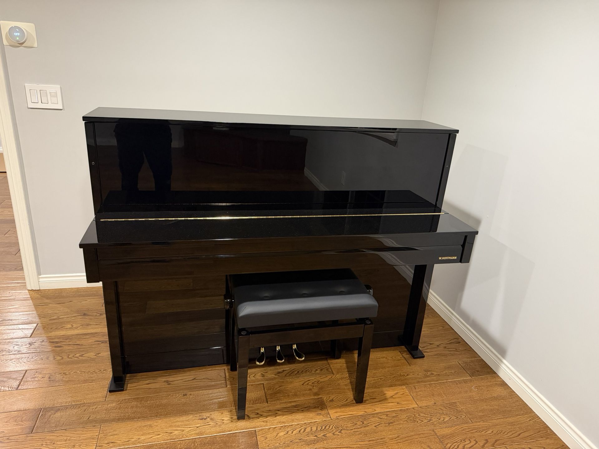 W.HOFFMANN Piano