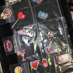Big BUNDLE Of Brand New Iron On Clothing PATCHES NEVER Used See ALL Pics Selling Together 