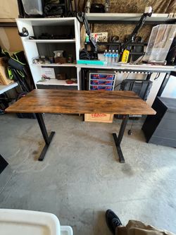 Wood top electric table