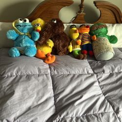 Lot Of 6 Sesame Street Vintage Characters 