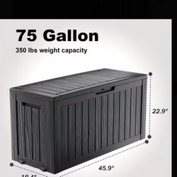 75-Gallon Outdoor Storage Box