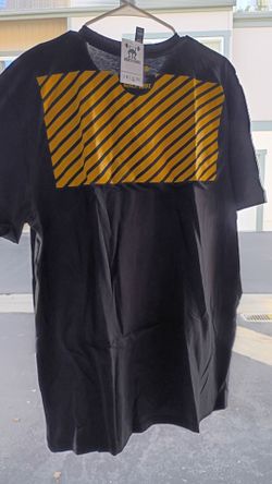 Bench Gripz short sleeve tee, S,M &L & XL. NEW!