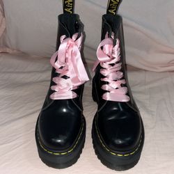 Doc Martens (7.5)