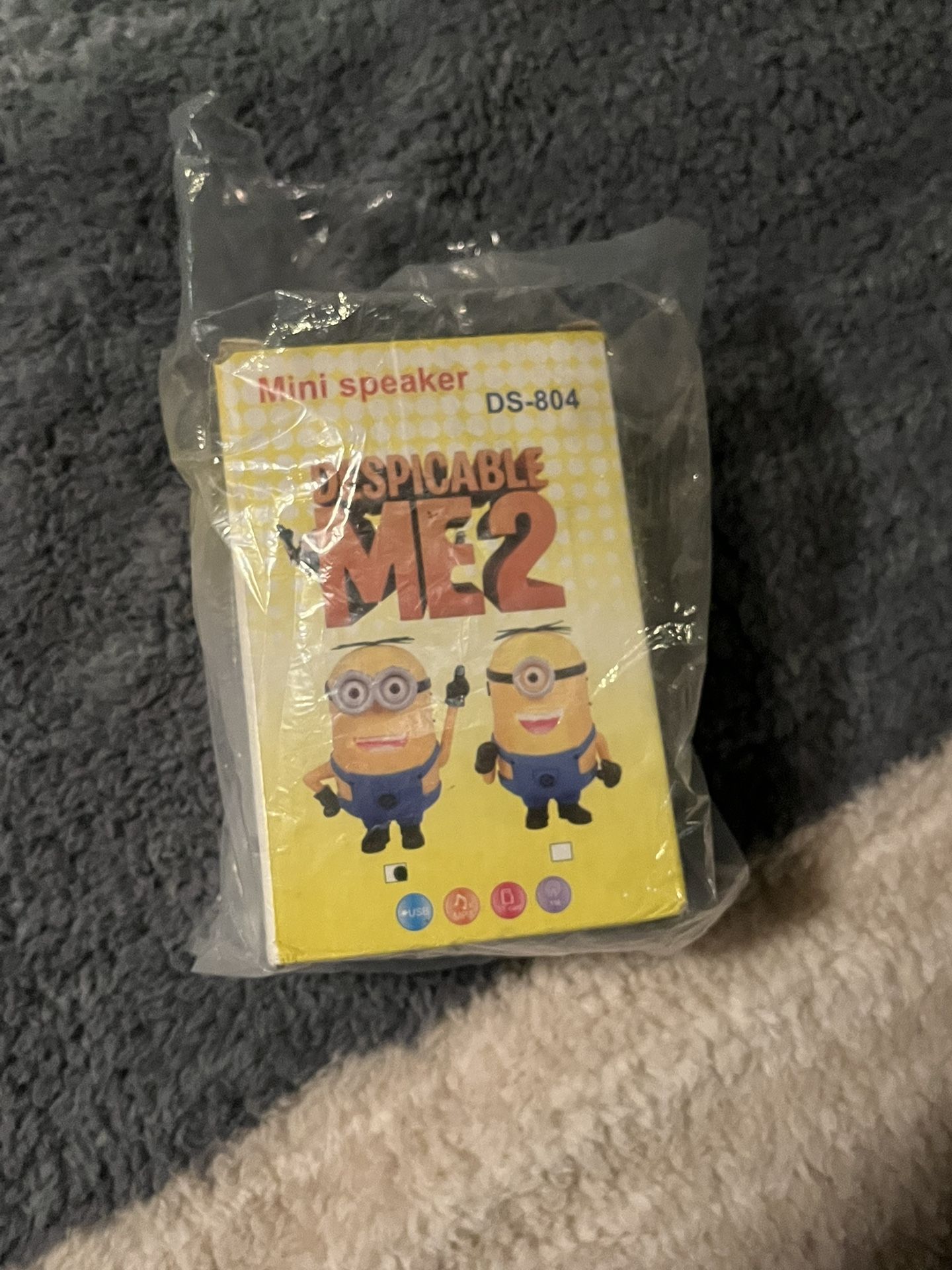 DS-804 Despicable Me Minions Speaker Portable DESPICABLE ME 2 Mini Speaker for MP3 Player Amplifier Micro SD TF Card Phone Computer