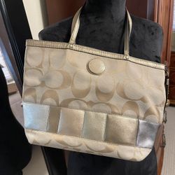 Certified Authentic Coach Signature Shoulder Purse