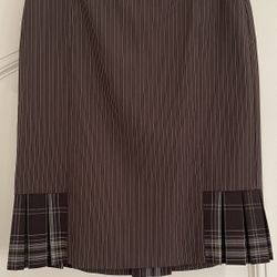 New Without Tags - Bebe Pinstripe Pencil Skirt - Size 6
