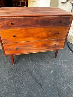 (Drexel)Mid-Century Modern Rosewood 3-Drawer Dresser