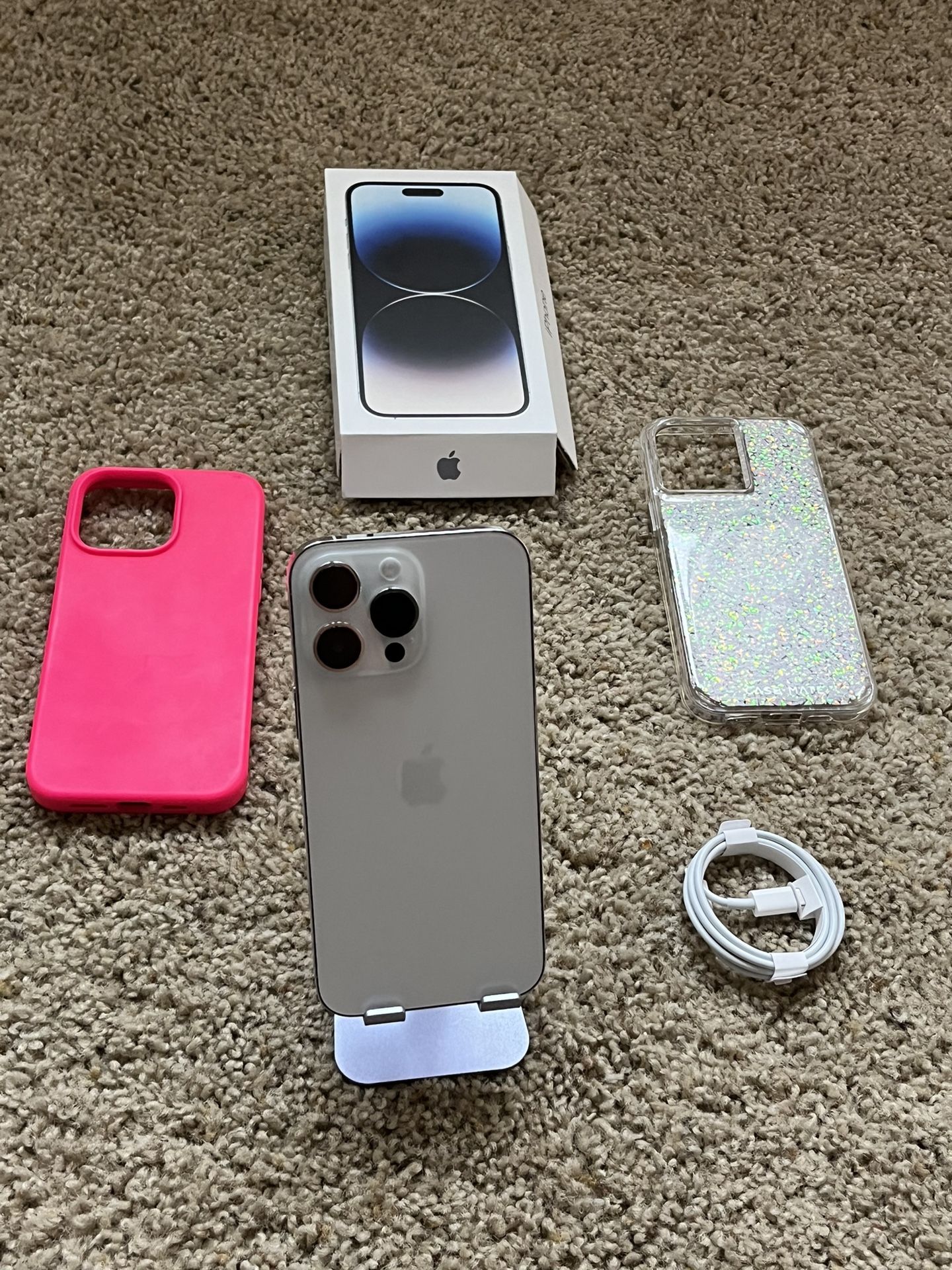 iPhone 14 Pro MAX 256 GB Purchased At Apple Store Paid Off Have Receipt Available