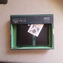 Perry Ellis Wallet