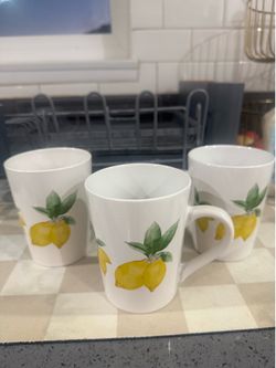 Lemon mugs
