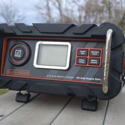 BLACK DECKER 12V Fully Automatic Automotive Battery Charger

