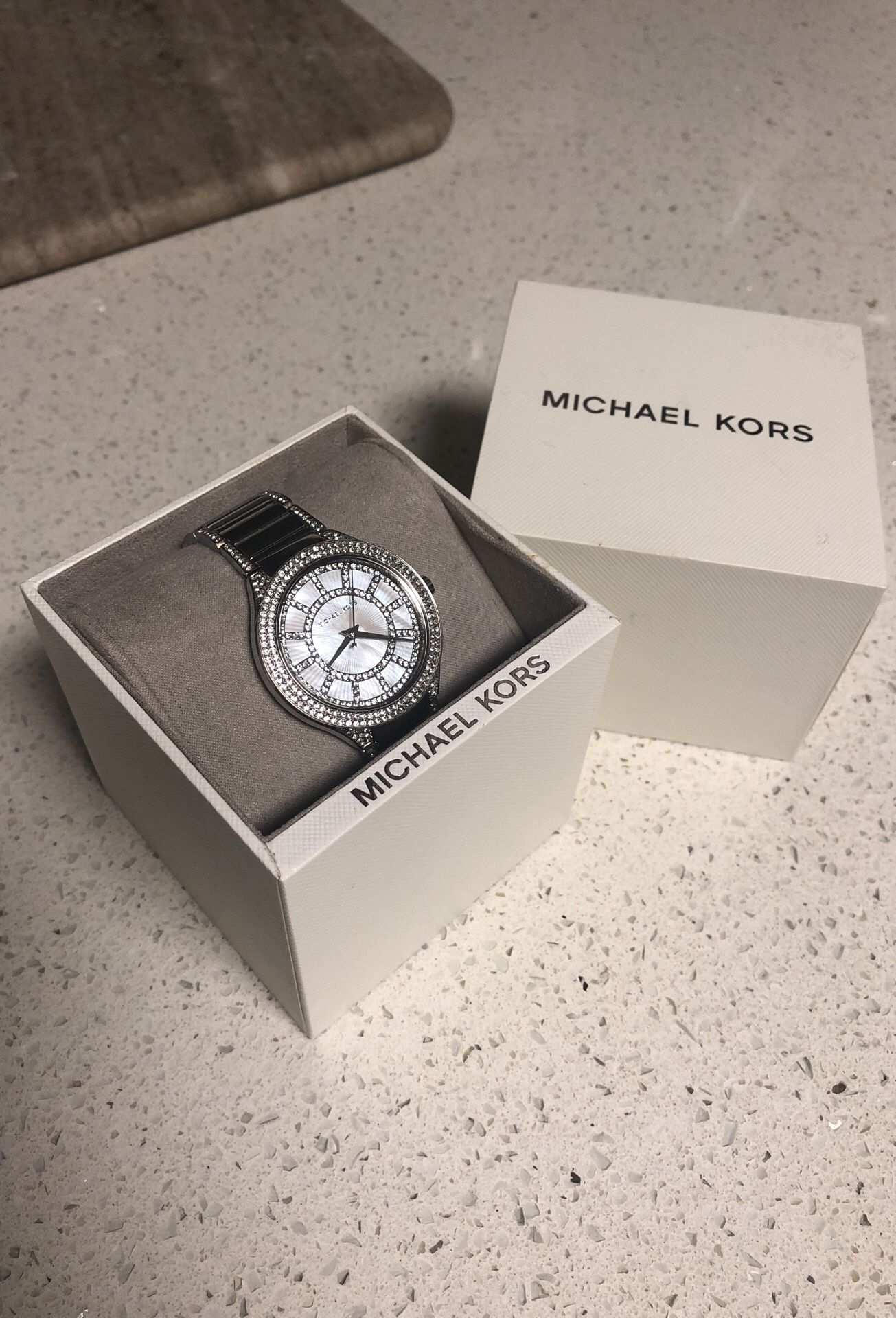 BRAND NEW Michael Kors silver watch (never worn)