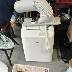 LG Room Air Conditioner With Remote 