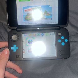 Nintendo 2DS XL