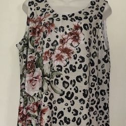 NEW Medium Gorgeous Dress. SALE  Only $15. 🍀