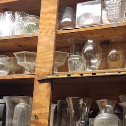 Glass Vases / FLOWER SHOPS