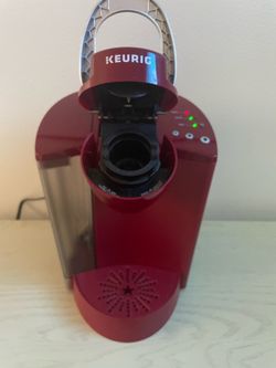 Keurig K-classic Rhubarb red coffee maker