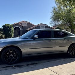 FOR TRADE - 2007 DODGE CHARGER RT