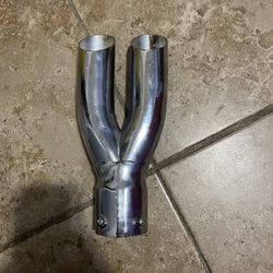 Exhaust tip