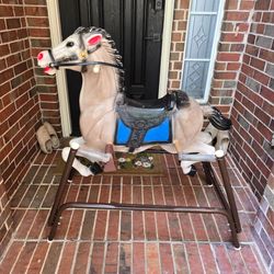 Vintage Riding Horse Plastic Kids Ride On Toy