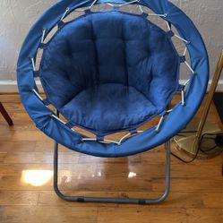 Saucer Chair with Bungee 
