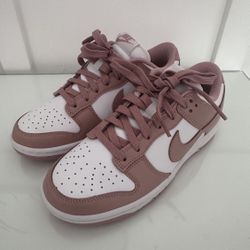 Nike Rose Dunk Size 5.5 Men / 7 Women