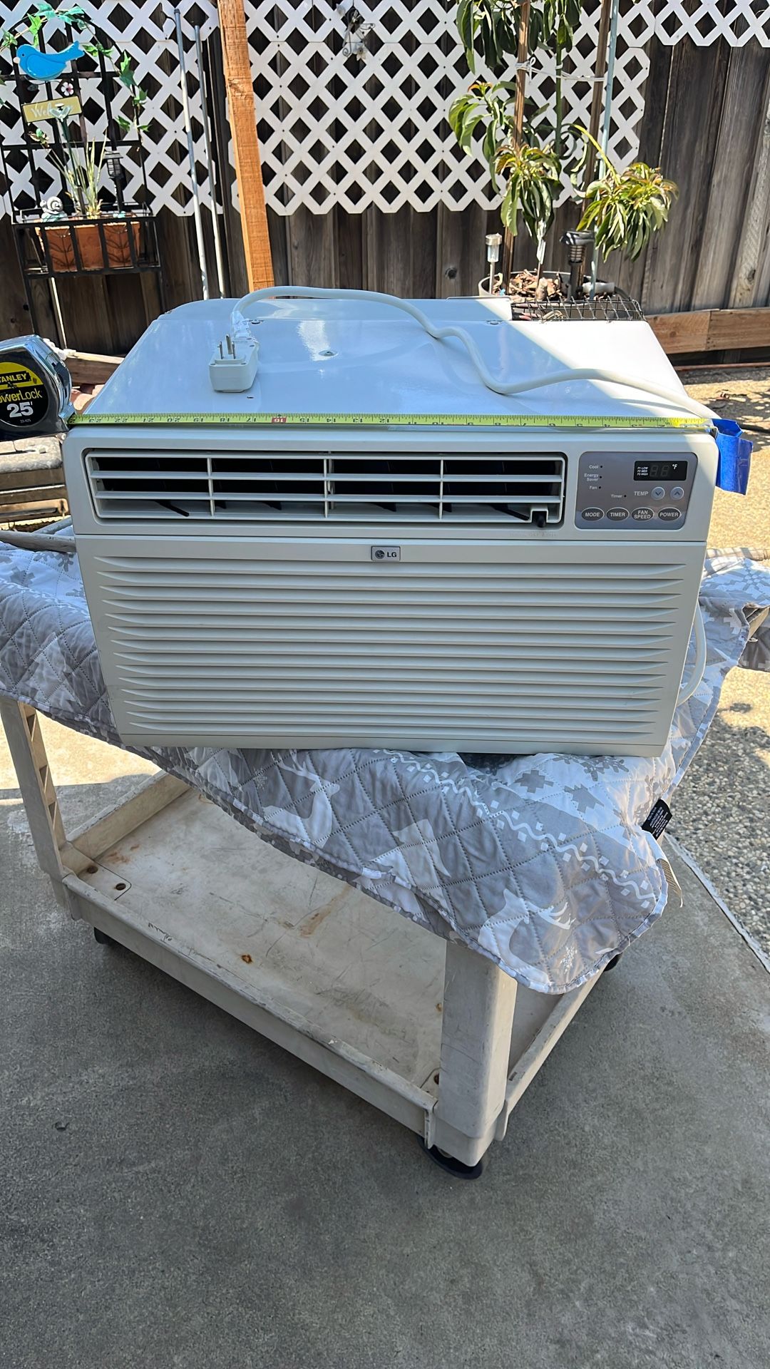 LG WINDOW AIR CONDITIONER 11,500BTU/HR