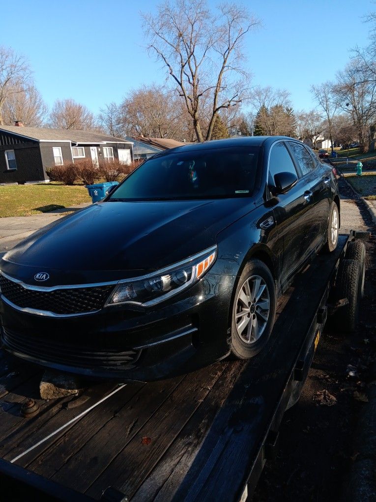 2016 KIA Optima