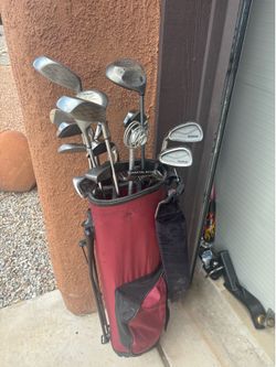 Left handed golf clubs