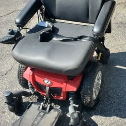 Jazzy 600 es electric wheel chair