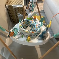 Excersaucer Baby Jumper 