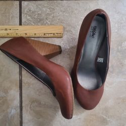 Mossimo Heel Pumps 