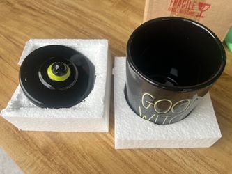 New Good Witch Black Ceramic Mug with Lid