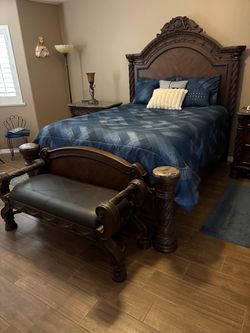 Bedroom Set - Queen size ...walnut color