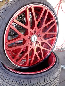 Clean 20 Inch Rims For Sale With Tires 