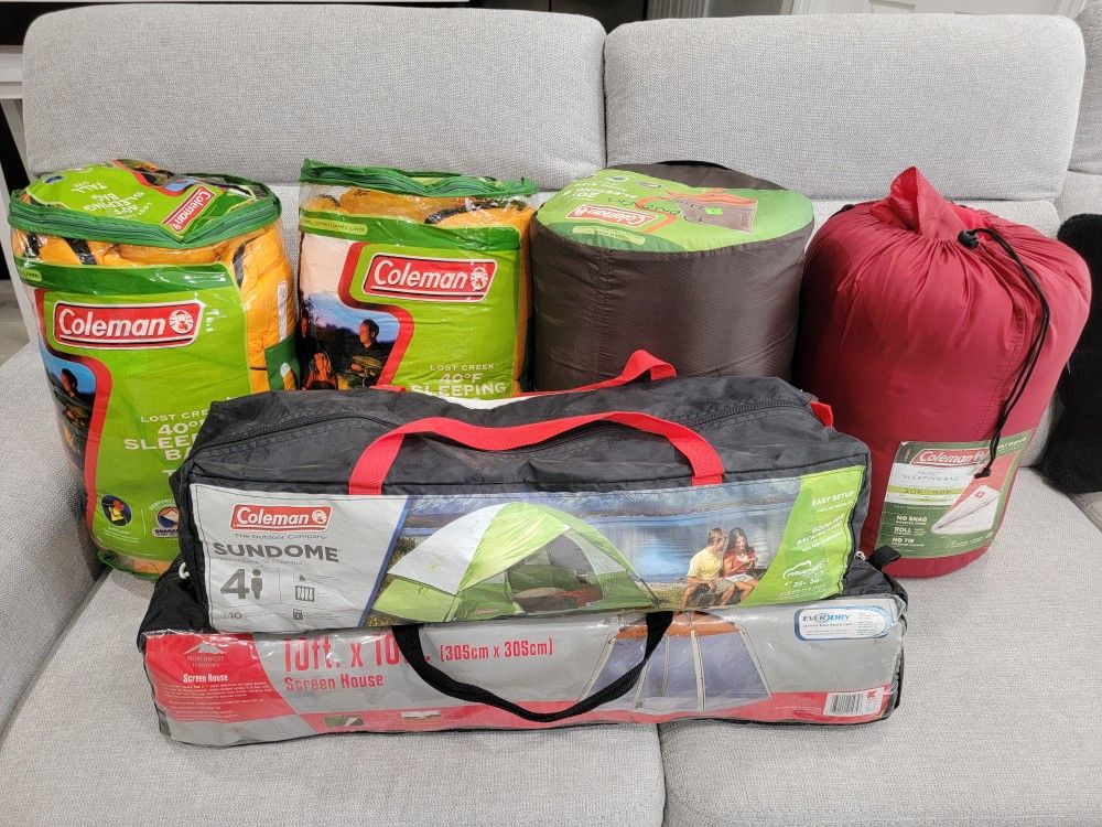 Lot of 4 Sleeping Bags and 2 Tents Camping