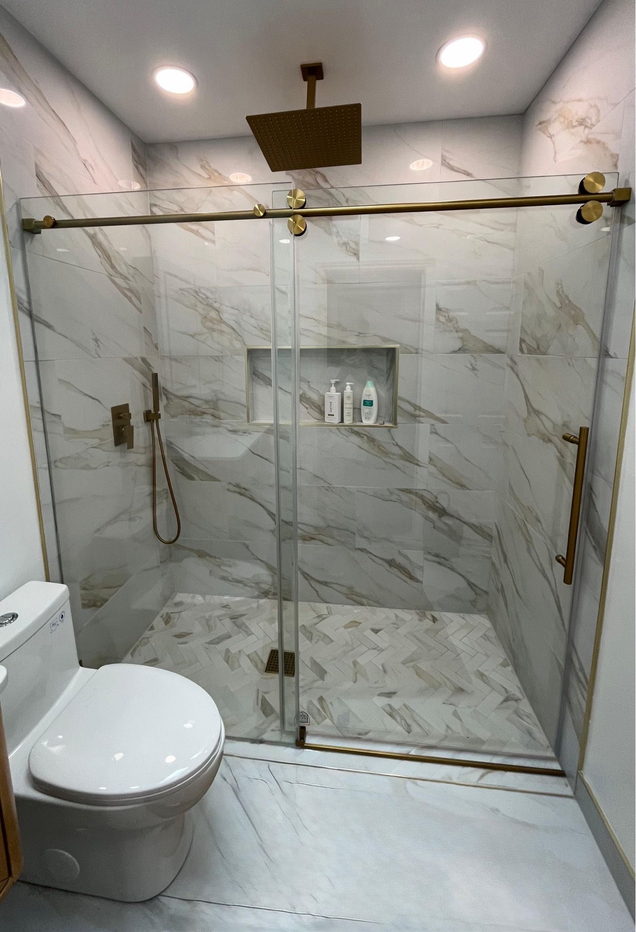 Luxury Bathroom Frameless Sliding Shower Door