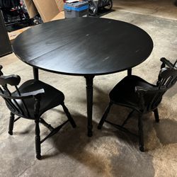 Round Dining Table