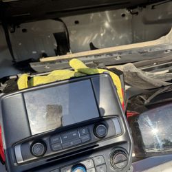 Stereo Y Luces Parte Traceras Chevrolet 2016